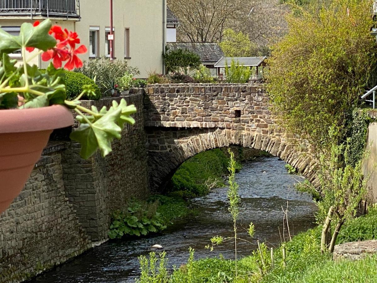 Ferienhaus Am Baybach In Burgen An Der Mosel 外观 照片
