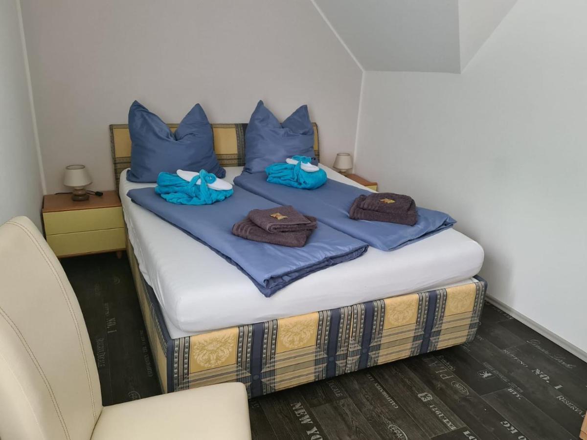 Ferienhaus Am Baybach In Burgen An Der Mosel 外观 照片